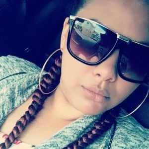 Meet your Posher, Esther